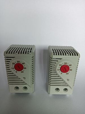 전기 정상 닫힌 정상 개방 온도 조절기 VDE 250V / 12A 전압 전류